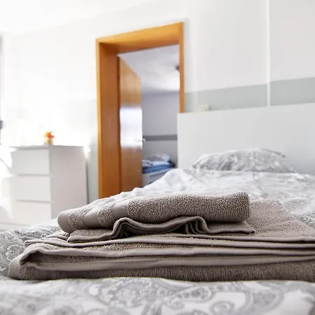 Daire House In Strempt Near