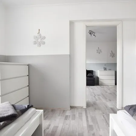 House In Strempt Near * 梅谢尼希